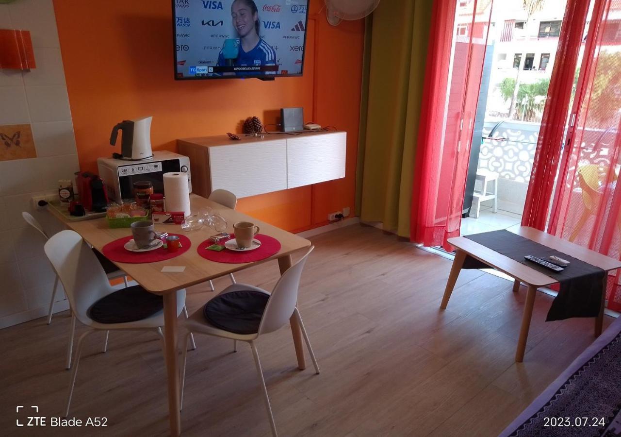 Buena Vibra Tenerife Sur Playa de las Américas Eksteriør billede